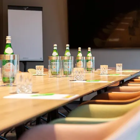 ホテル Ibis Styles 3*