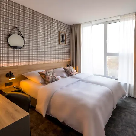 Ibis Styles Hotel 3*